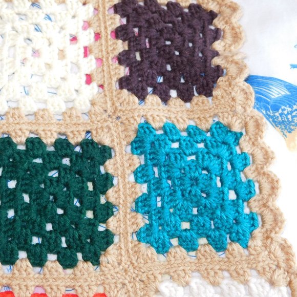 VTG Hand Crochet Knit Multi Colour Granny Square 48" x 58" Afghan Throw Blanket - Picture 8 of 8